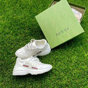 Children's Rhyton Gucci logo leather sneaker! Worn 1 time!